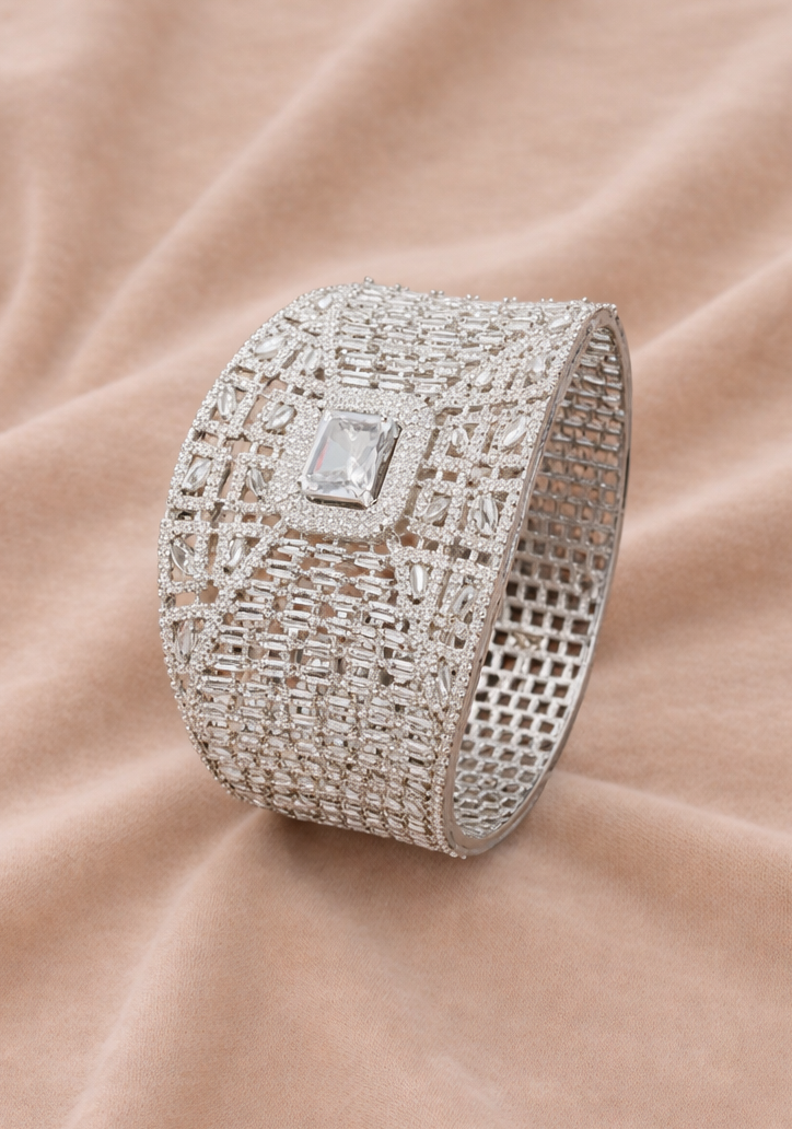 Velora Grid Cuff