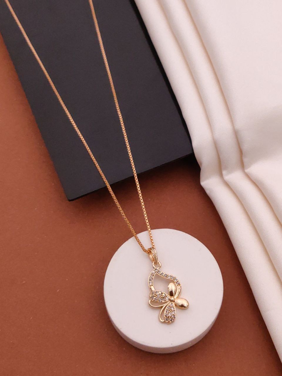 Rose Gold pendant-08