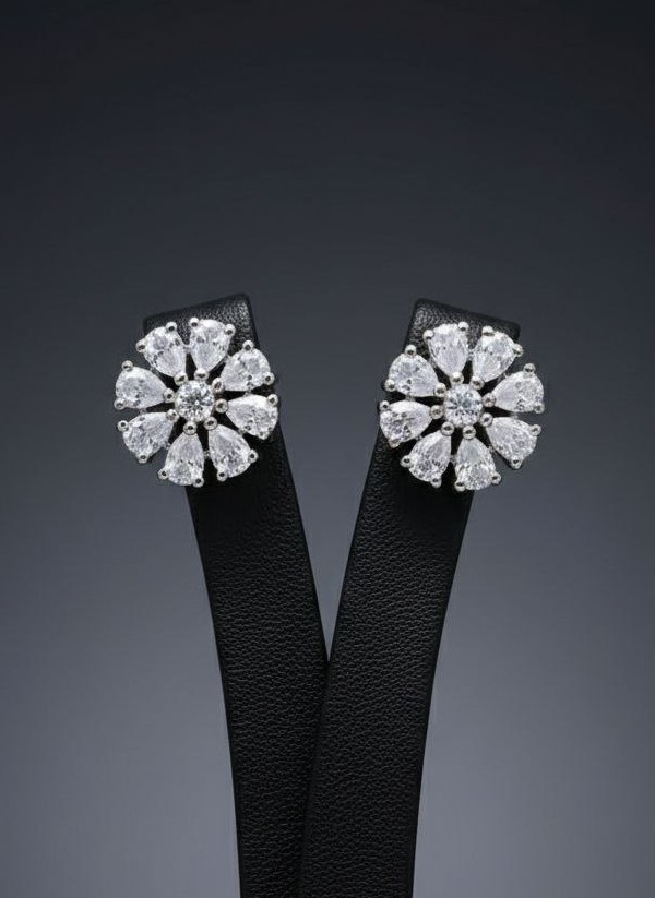 Floral bloom small earrings