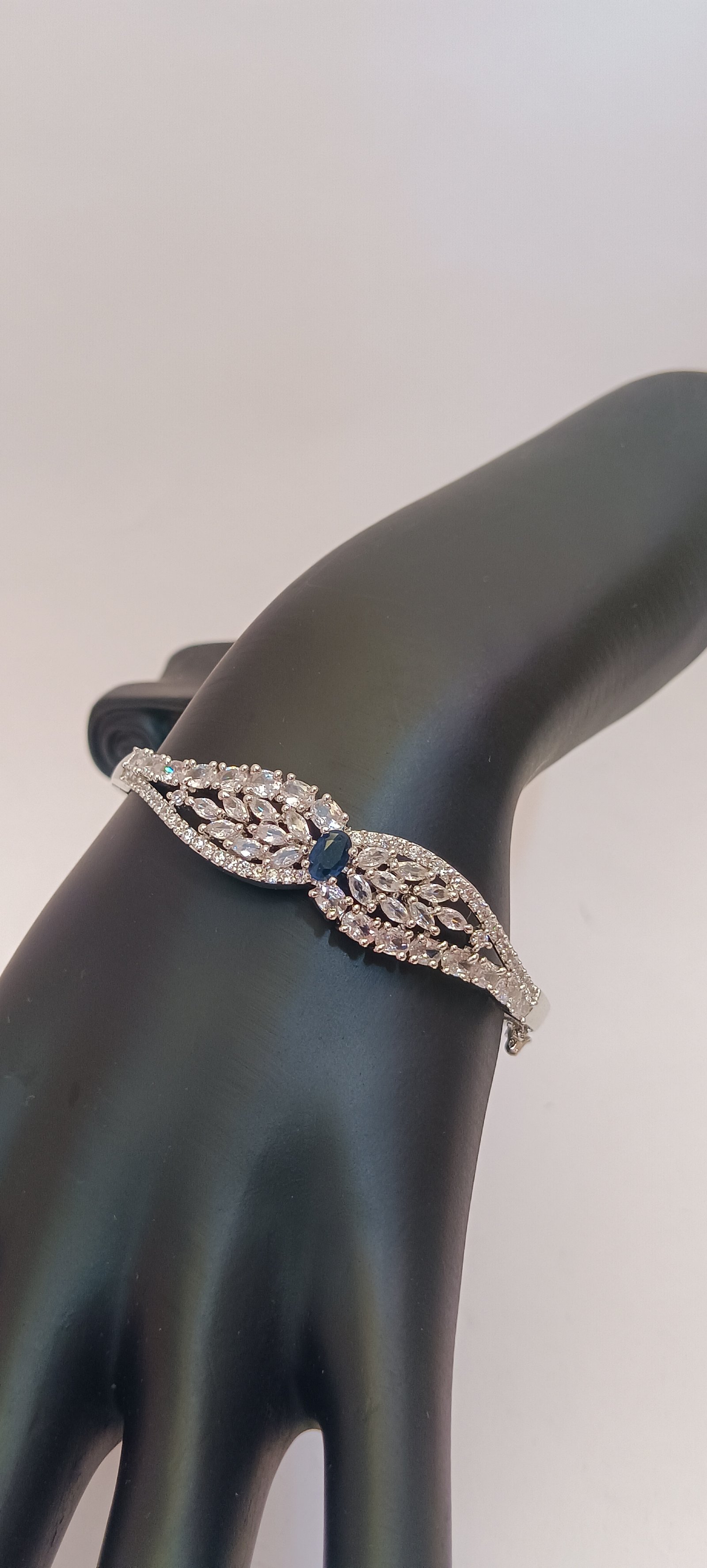 blue eye white bracelet-avail